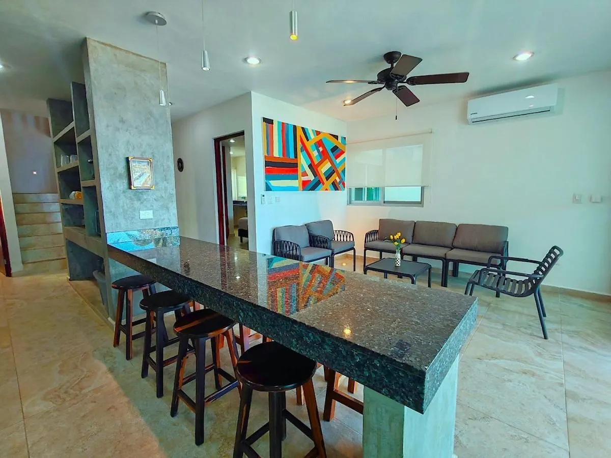 بيت للعطل Casa Paloma Oceanfront House At بويرتو موريلوس المكسيك
