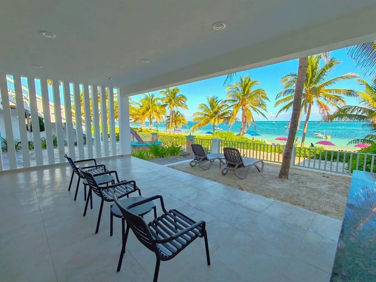 Casa Paloma Oceanfront House At بويرتو موريلوس بيت للعطل