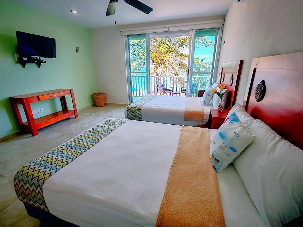 Casa Paloma Oceanfront House At بويرتو موريلوس 0*,  المكسيك